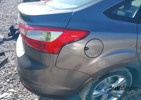 2014 Ford Focus Se from USA, damaged, VIN 1FADP3F2XEL181885